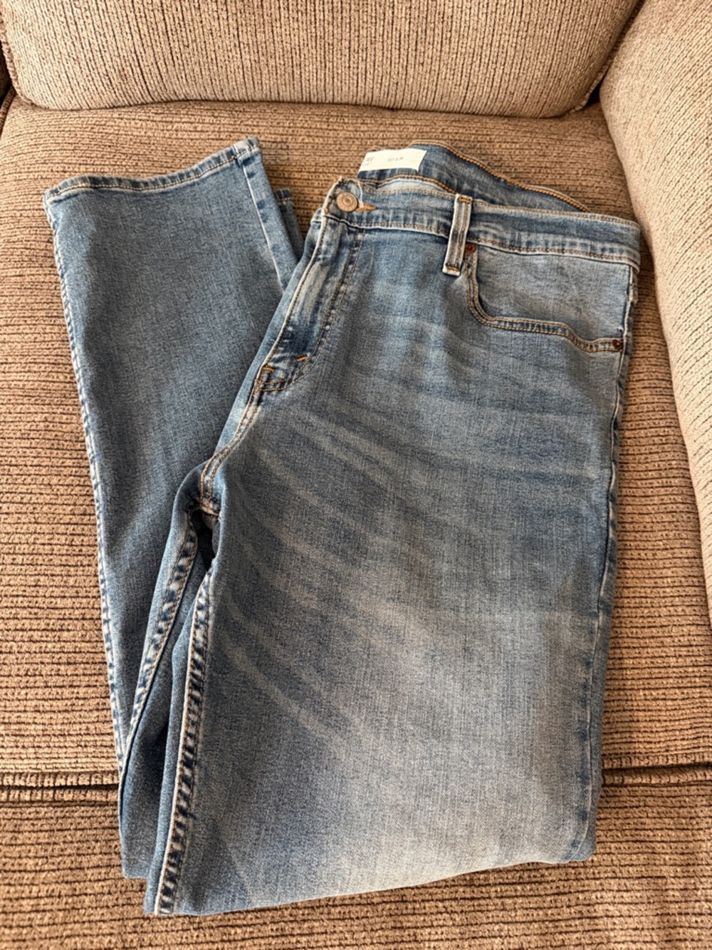 LEVI Signature Men’s Blue Jeans